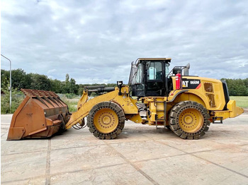 Wheel loader CATERPILLAR 966M