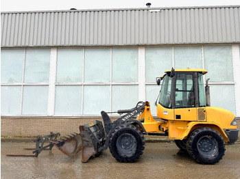 Wheel loader VOLVO L30B