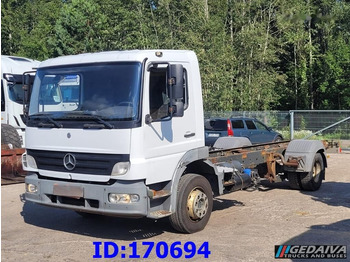 Truk sasis MERCEDES-BENZ Atego 1224