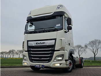Truk sasis DAF XF 480