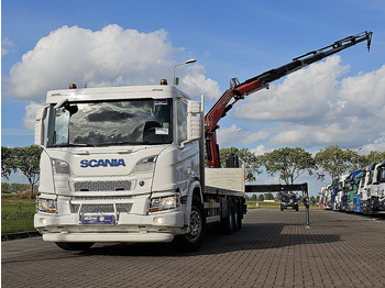 Truk flatbed SCANIA P 450