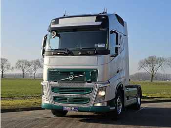 Tractor head VOLVO FH 500