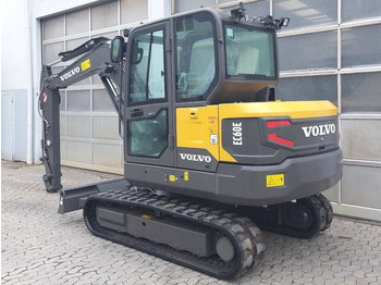 Ekskavator mini baru Volvo EC 60 E: gambar 3