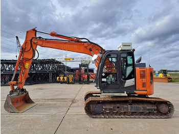 Ekskavator perayap HITACHI ZX135US-6