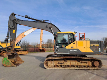 Ekskavator perayap VOLVO EC220EL