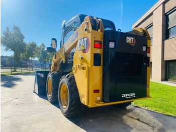 Skid steer CAT 226D3: gambar 5