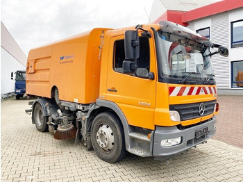 Penyapu jalan MERCEDES-BENZ Atego 1324