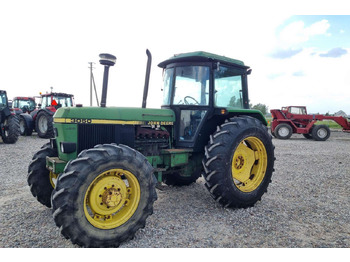 Traktor JOHN DEERE 3050