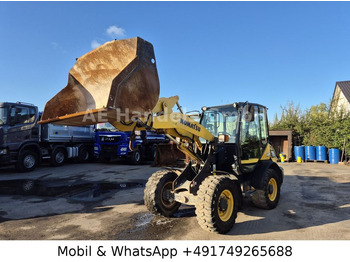 Wheel loader KOMATSU WA70