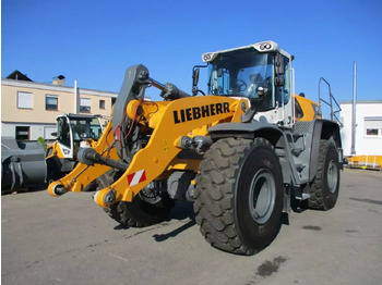 Wheel loader LIEBHERR L 576