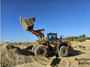 Wheel loader CASE