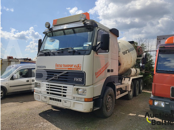 Truk pengaduk beton Volvo FH12: gambar 2