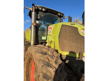 Traktor CLAAS Axion 830