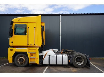 Tractor head RENAULT Magnum 480