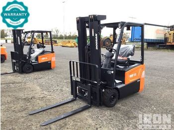 Forklift listrik DOOSAN