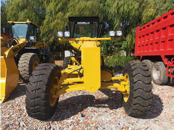 Grader CATERPILLAR 140K