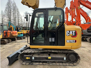 Ekskavator mini CATERPILLAR 307E2