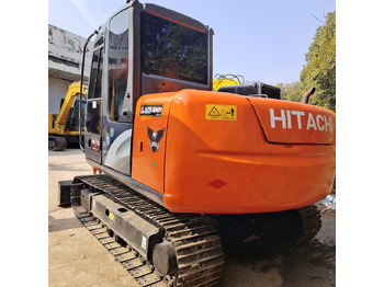 Ekskavator perayap HITACHI ZX70