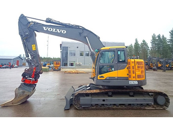 Ekskavator perayap VOLVO ECR235DL