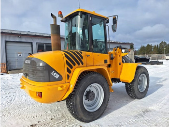 Wheel loader Volvo L45B UUDET RENKAAT: gambar 4