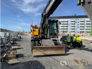 Ekskavator roda Hjulgrävare Volvo EW160E med tillbehör: gambar 3