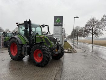 Traktor FENDT 516 Vario