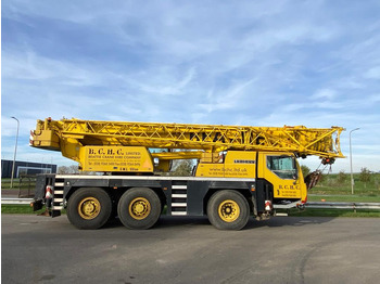 Derek bergerak LIEBHERR LTM 1055/1