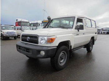 Mobil TOYOTA Land Cruiser