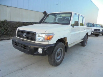 Mobil TOYOTA Land Cruiser