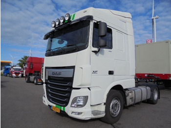 Tractor head DAF XF 440