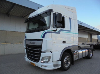 Tractor head DAF XF 440