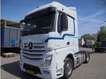 Tractor head MERCEDES-BENZ Actros 1842