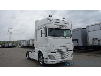 Tractor head DAF XF 460