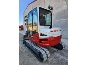 Ekskavator mini TAKEUCHI TB260: gambar 4