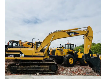 Ekskavator perayap CATERPILLAR 320BL