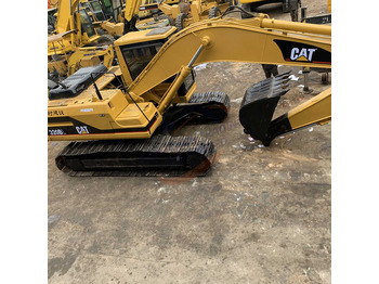 Ekskavator perayap CATERPILLAR 325BL