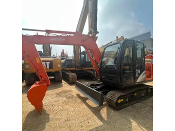 Ekskavator perayap HITACHI ZX70