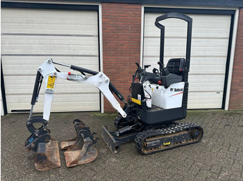 Ekskavator mini Bobcat E 10 - 300 hours! - three buckets: gambar 2