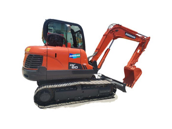 Ekskavator perayap DOOSAN DX60