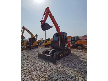 Ekskavator perayap HITACHI ZX70