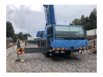 Derek bergerak LIEBHERR LTM 1090