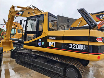 Ekskavator perayap CATERPILLAR 320BL