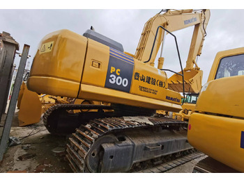 Ekskavator perayap KOMATSU PC300-7