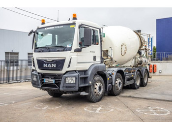 Truk pengaduk beton MAN TGS 32.360