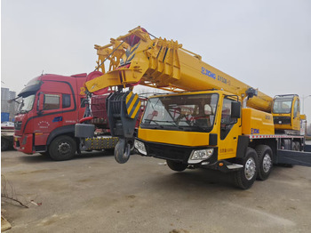 Derek bergerak XCMG QY50K USED 50t trcuk crane: gambar 3