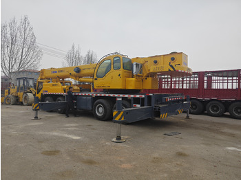 Derek bergerak XCMG QY50K USED 50t trcuk crane: gambar 2