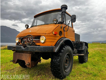 Truk UNIMOG