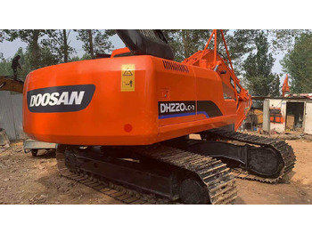 Ekskavator perayap DOOSAN DH220LC-7