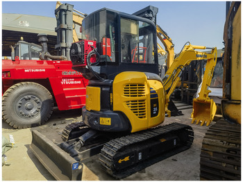 Ekskavator perayap KOMATSU PC35