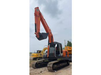 Ekskavator perayap HITACHI ZX210